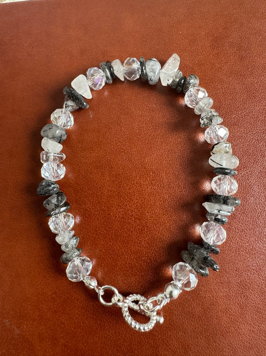 Tourmalinated Quartz Chip Stone Bracelet